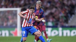Julian Alvarez v drese Atlética Madrid.