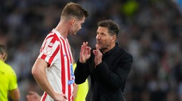 Trner Diego Simeone a Alexander Sorloth.