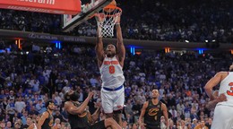 Momentka zo zápasu NY Knicks - Cleveland Cavaliers