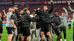 Futbalisti Paríža St. Germain po postupe do finále.