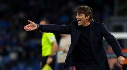 Tréner Antonio Conte.