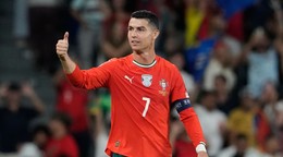 Cristiano Ronaldo v drese Portugalska.