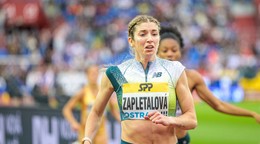 Slovenská bežkyňa Emma Zapletalová súťaží v behu na 400 metrov počas hlavného programu atletického mítingu Zlatá tretra.