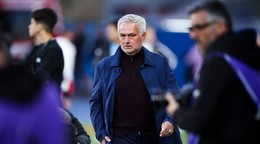 Na archívnej snímke zo 16. mája 2026 tréner Benficy Jose Mourinho.