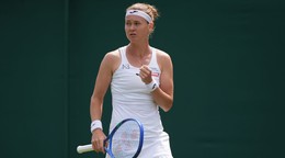 Marie Bouzková počas druhého kola vo Wimbledone 2026.
