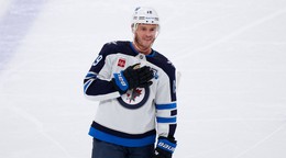 Jonathan Toews