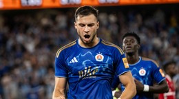 Na snímke sprava Mykola Kucharevič (Slovan) oslavuje gól počas odvetného zápasu 2. predkola Ligy majstrov ŠK Slovan Bratislava - FC Iberia 1999 Tbilisi.