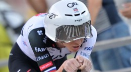 Slovinsky cyklista Tadej Pogačar počas 1. etapy pretekov Vuelta a Espaňa 2026.