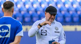 Tréner slovenskej futbalovej reprezentácie Vladimír Weiss starší.