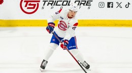 Na snímke slovenský hokejista v drese Montrealu Canadiens Juraj Sláfkovský počas tréningu v kanadskom meste Brossard.