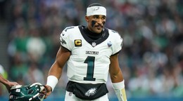 Quarterback tímu NFL Philadelphia Eagles Jalen Hurts.