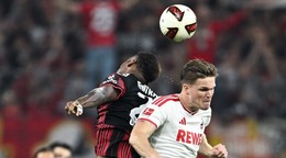 Raphael Onyedika a Marius Buelter.