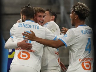 Radosť hráčov Olympique Marseille.