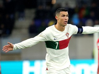 Cristiano Ronaldo sa teší po strelenom góle v zápase Luxembursko - Portugalsko v kvalifikácii EURO 2024.