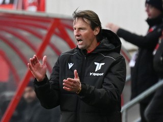 Na snímke tréner AS Trenčín František Straka.