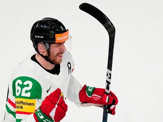 János Hári. 