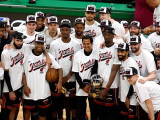 Basketbalisti Miami Heat postúpili do finále NBA v sezóne 2022/2023.