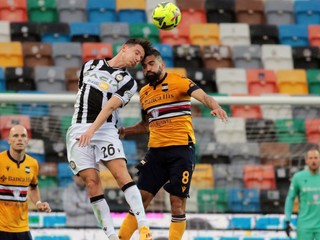 Momentka zo zápasu medzi Udinese a Sampdoriou Janov.