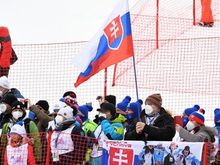 Fanúšikovia Petry Vlhovej počas  Svetového pohára v Jasnej 2021.