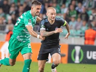 Fotka zo zápasu Olimpija Ľubľana - ŠK Slovan Bratislava.