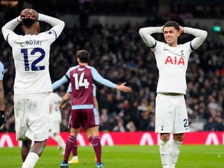 Fotka zo zápasu Aston Villa - Tottenham Hotspur.