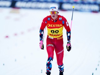 Johannes Hösflot Kläbo vyhral preteky na 10 km klasicky v Trondheime 2023.