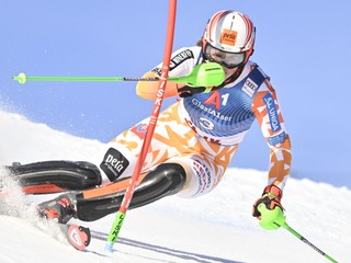 Petra Vlhová počas 1. kola slalomu v rakúskom Lienzi.