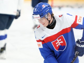 Maxim Štrbák v zápase Slovensko - Fínsko vo štvrťfinále MS v hokeji do 20 rokov 2024.