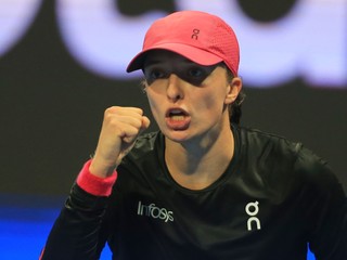 Iga Swiateková na turnaji WTA Dauha 2024.