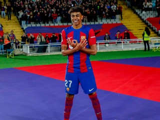 Lamine Yamal sa teší po strelenom góle v zápase 28. kola La Ligy FC Barcelona - RCD Mallorca.