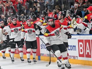 Hokejisti Rakúska sa tešia z gólu v zápase s Kanadou na MS v hokeji 2024