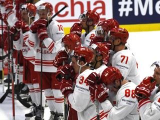Poľskí hokejisti reagujú po prehre s Kazachstanom na MS v hokeji 2024