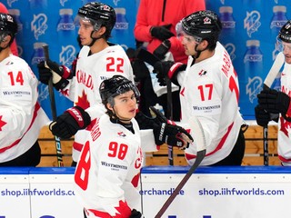 Kanadskí hokejisti na MS v hokeji 2024.