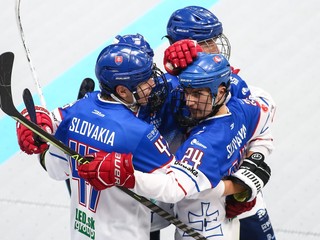 Slovenskí hokejbalisti do 16 rokov. 