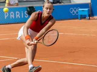 Slovenská tenistka Anna Karolína Schmiedlová počas OH v Paríži 2024.