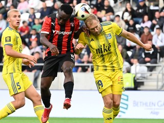 Zľava Jakub Jakubko, Philip Azango a Lukáš Fabiš v zápase FC Košice - FC Spartak Trnava v 7. kole Niké ligy.