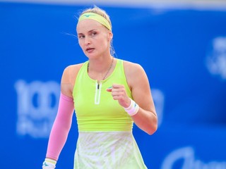 Rebecca Šramková na turnaji WTA v Hua Hin 2024.