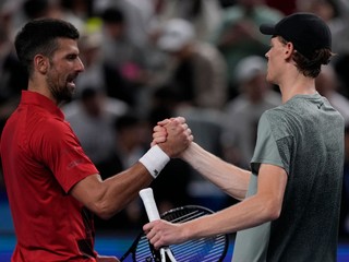 Novak Djokovič a Jannik Sinner