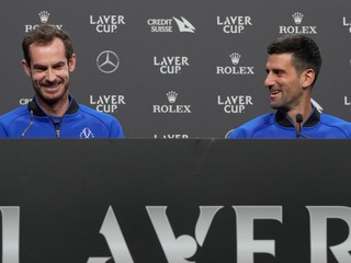 Andy Murray (vľavo) a Novak Djokovič.