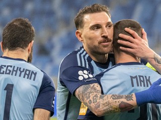 Róbert Mak, Guram Kašia a Tigran Barseghjan.