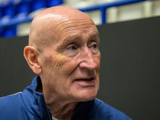 Tréner slovenskej hokejovej reprezentácie Craig Ramsay.