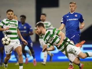 Anthony Ralston v zápase Dinamo Záhreb - Celtic Glasgow v 6. kole ligovej fázy Ligy majstrov.