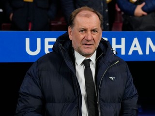 Tréner Slovana Bratislava Vladimir Weiss. 
