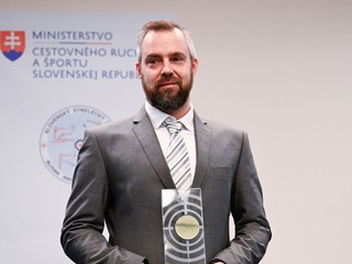 Na snímke ocenený Martin Bolek.