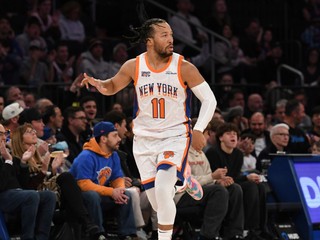 Jalen Brunson v dres New York Knicks.