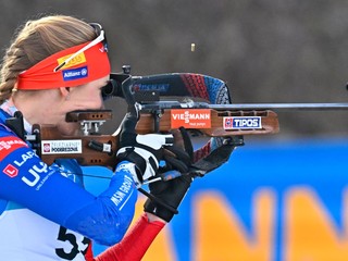 Anastasia Kuzminová na strelnici