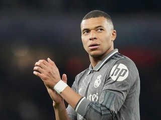 Kylian Mbappé v drese Realu Madrid.