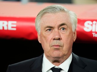 Tréner Carlo Ancelotti.