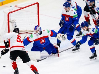 Fotka zo zápasu Kanada - Slovensko na MS v hokeji 2025.