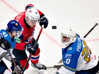 Fotka zo zápasu Nórsko - Kazachstan na MS v hokeji 2025.